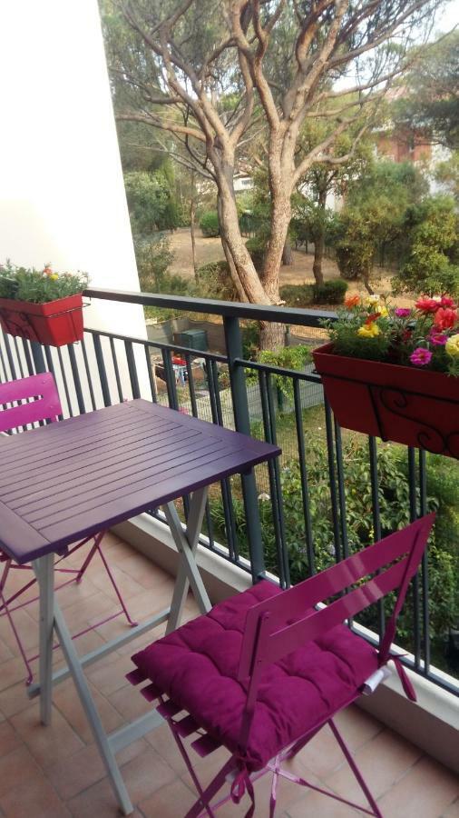 Appartement F3 Valescure Saint-Raphael (Var) Exterior foto